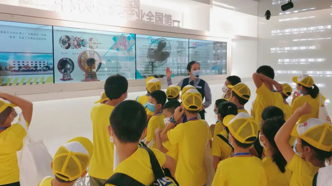 成為創(chuàng)玩無界的小設計師！“順江社區(qū)2020青少年敢創(chuàng)夏令營”完滿結營