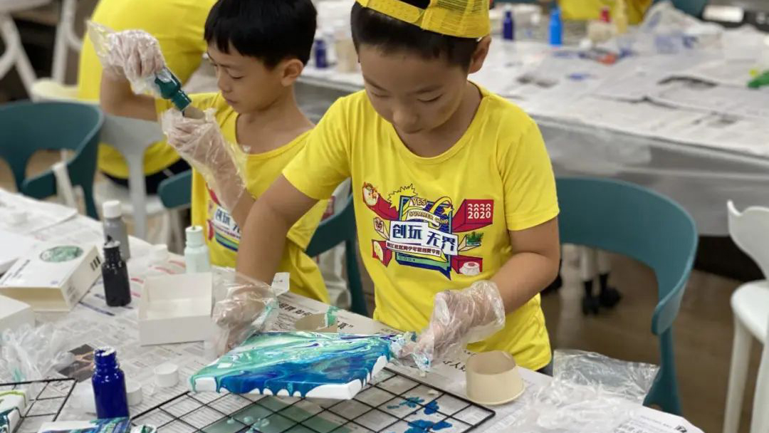 成為創(chuàng)玩無界的小設計師！“順江社區(qū)2020青少年敢創(chuàng)夏令營”完滿結營