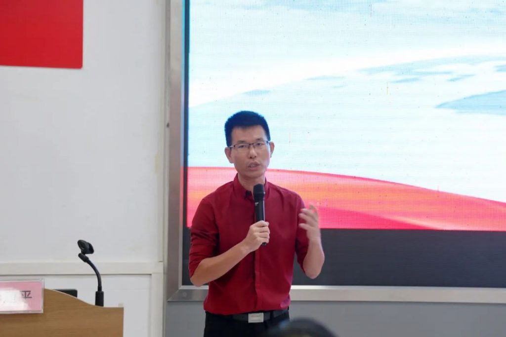 兩個(gè)月掌握工業(yè)機(jī)器人操作，設(shè)計(jì)城助力北滘培育智造人才！