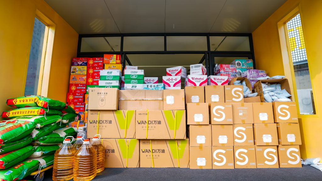 風雨同舟，守望相助，廣東工業設計城企業捐贈物資助力防汛救災